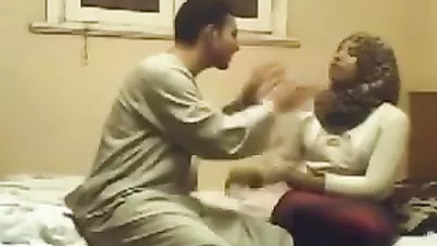 مصرية هايجة بتتناك من اخوها جوزها الصعيدي