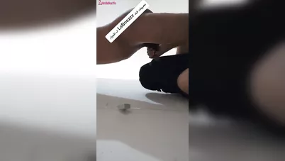 مصرية منقبة جارها زنقها في الحيطة وفشخها نيك