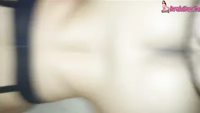 العنتيل وائل المصري فاشخ فلاحة منقبة في شقته