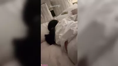 شاب مصري بيتحرش بطيز اخته في الليل ويصورها