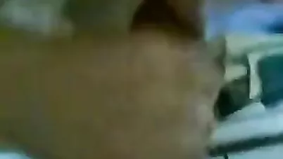 مصري واخد عشيقته في شقة مفروشة ومقطع بزازها مص