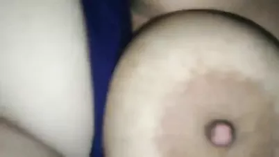 مصرية مربربة صاحب جوزها بيوسعلها كسها الهايج