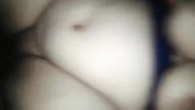 مصرية مربربة صاحب جوزها بيوسعلها كسها الهايج