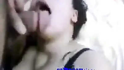 مصري ينيك صديقته المثيرة بطيظ كبيرة وجسم مولع - سكس عربي