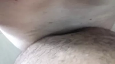 شرموطة مصرية بزازها كبيرة بتتناك من سعودي بالفلوس