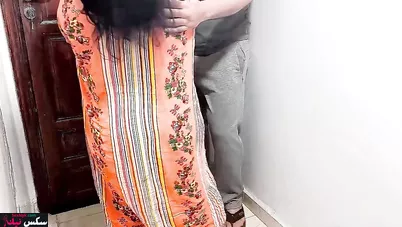 فيلم سكس لشرموطة فلاحة بتتناك من جارها نيك خلفي عنيف