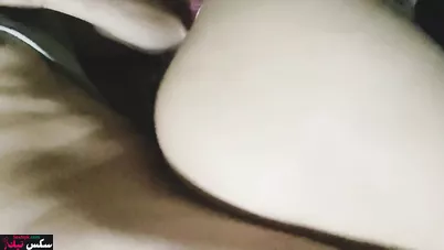 مصرية شرموطة طيزها ملبن بتتناك من جوز اختها على السرير