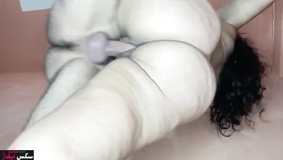 هايجه مصرية بتتناك على الواقف من زبون مصري في القاهرة