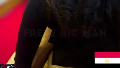 مزة مصرية جوزها مسافر وهي بتركب زب عشيقها وتتفشخ خلفي
