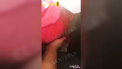 فيديو تحرش لمصري بيقفش في طيز مصرية
