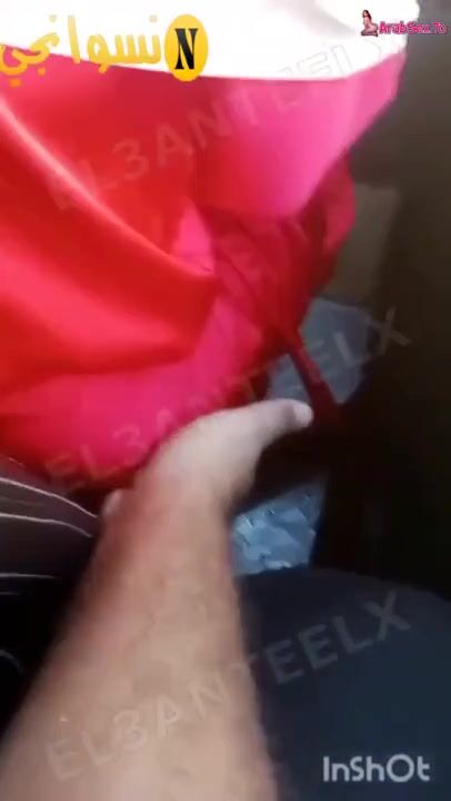 فيديو تحرش لمصري بيقفش في طيز مصرية