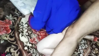 فلاحة مصرية طيزها بيضة قشطة بتتفشخ نيك خلفي من جارها