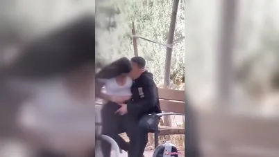 مصري واخد حبيبته الجنينة وفاشخها بعبصة