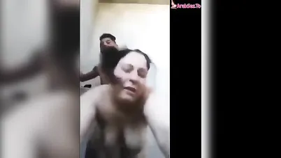 مصري هايج فاشخ طيظ خالته نيك عنيف