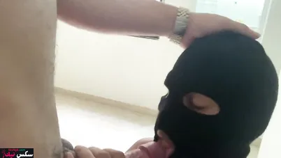 مغربية مع حبيبها في الشقة المفروشة بتمص زبه ويفشخها بجميع اوضاع النيك