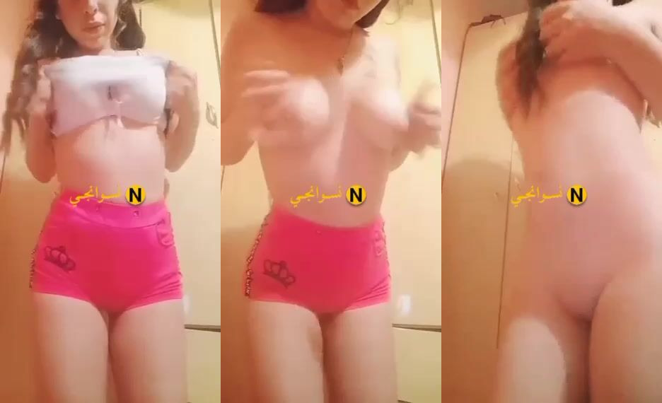 نودز شرموطة مصرية في اوضة نومها احلى عرض بزاز