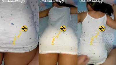 الواد هاج على طيز اخته وبيحشر زبه فيها