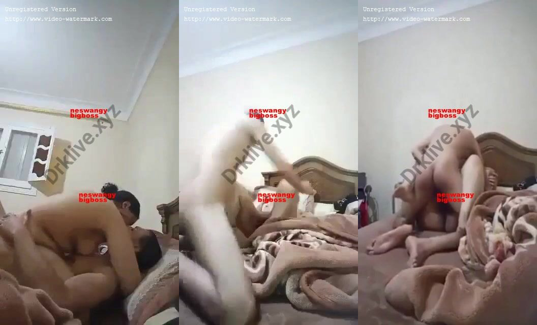 المزة بتتاخد ع السرير وحبيبها ينيكها بجميع الاوضاع