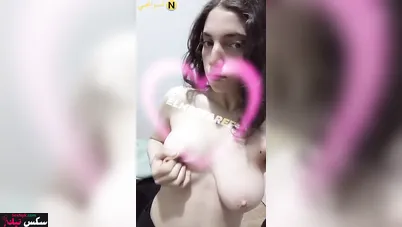 احلى نودز تقفيش بزاز ملبن وجسم ناعم وكس مولع