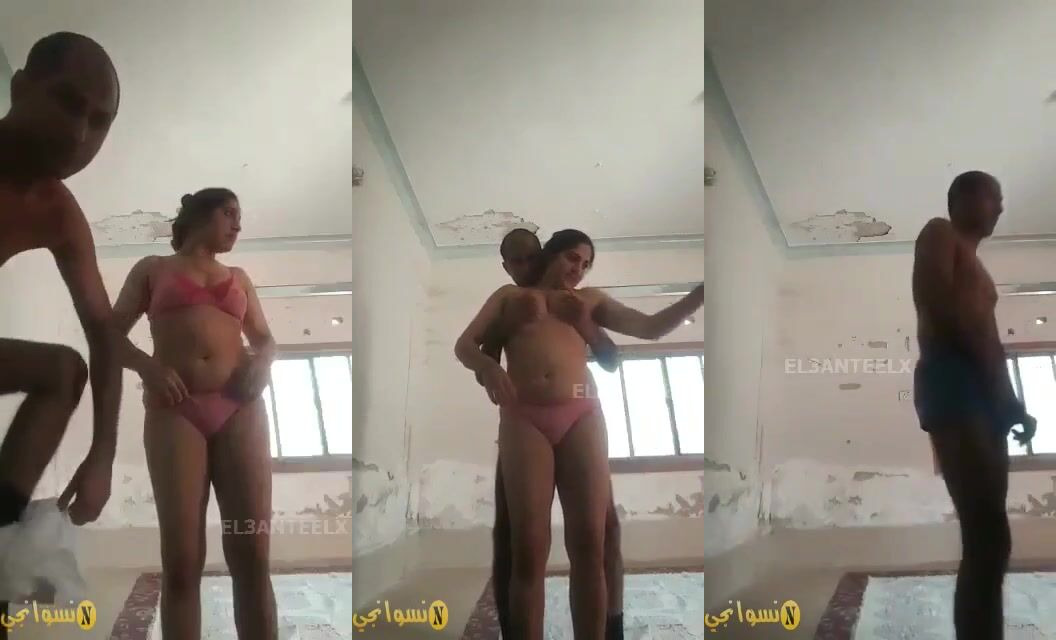 عربية حبيبها بيصورها وهي قلعاله وينزل في بزازها تقفيش