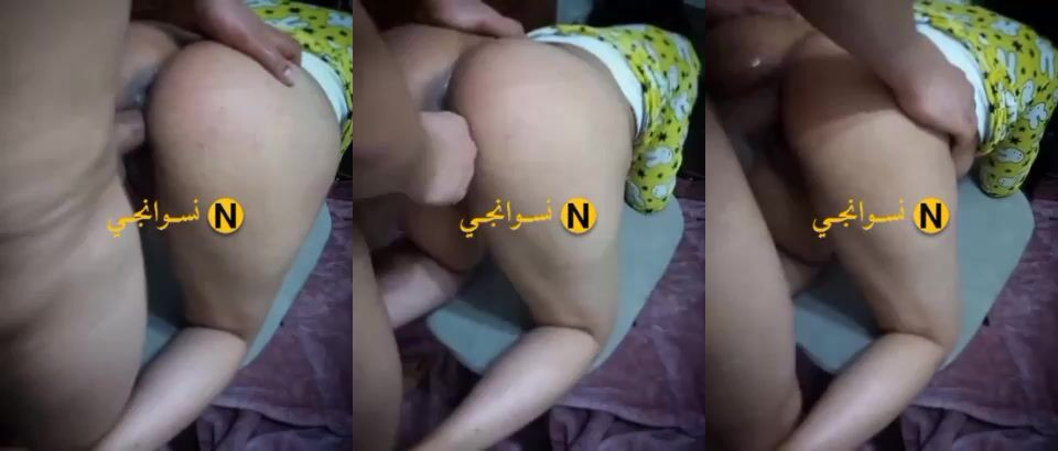 ينيك اخته السعودية الشرموطة بيده وزبه الكبير
