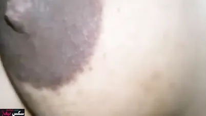 مربربة مصرية بتلحس زب عشيقها وتتناك في شقته