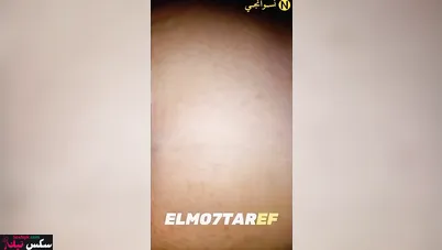 الشرموطة بتقوله صورني وانت بتدخله كله في طيزي