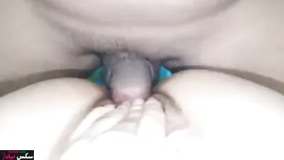 مصري هايج بينيك بنته المراهقة عشان يزودلها المصروف