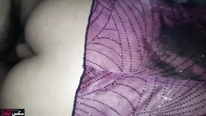 فرسة مصرية جامدة بتتناك من حبيبها وتقوله افشخ كسي جامد ياخول