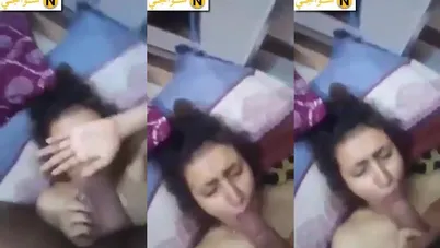 عربية جارها بيصورها وهو بيحط زبه كامل في فمها