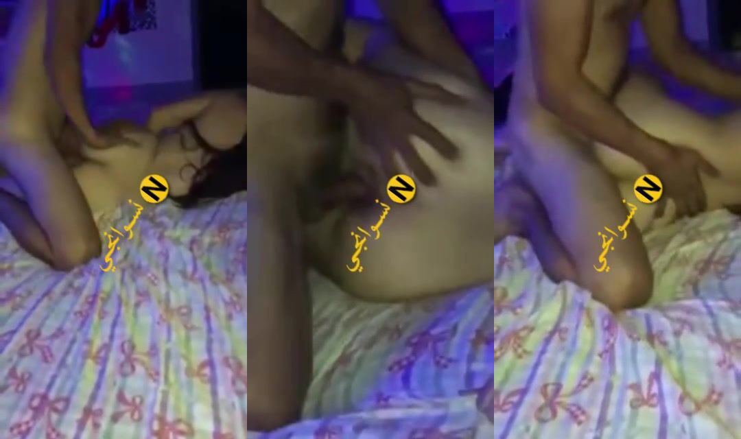 شرموطة سعودية تتناك مع اخوها في اوضة نومها