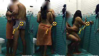 سكس خليجية تركب الزب وتداعب كسها بالزب هايجة