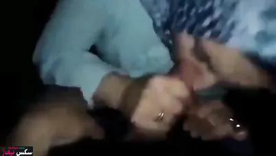 قحبة عراقية جسمها نار بتمص الزب وتمتع الشاب - سكس عراقي