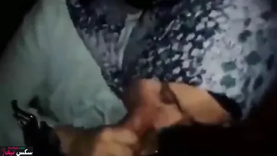 قحبة عراقية جسمها نار بتمص الزب وتمتع الشاب - سكس عراقي