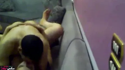 شرموطة مصرية بتتفشخ بوس ونيك عنيف بصوت واضح