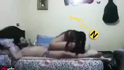 نيج عراقية على السرير صوتها جايب اخر الشارع