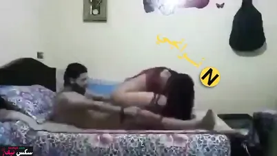 نيج عراقية على السرير صوتها جايب اخر الشارع