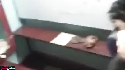 شرموطة خليجية بتتناك في المدرسة مع صديقها الهندي