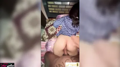 نيج خلفي عنيف لقحبة عراقية  تتناج مع عشيقها