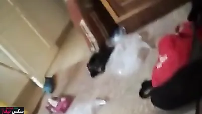 عراقية ببزاز كبيرة تتناج بعنف وتقول جيب لبنك بكسي