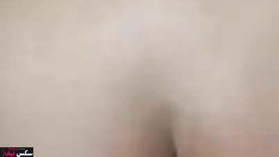 خليجية بتاخد الزب بلهفة وتتناك بمتعة كبيرة هيجان