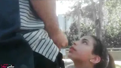 قحبة مغربية محترفة في مص الزب تمص لصديقها