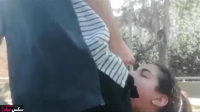 قحبة مغربية محترفة في مص الزب تمص لصديقها