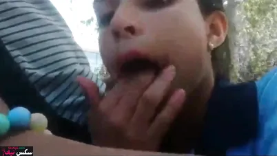 قحبة مغربية محترفة في مص الزب تمص لصديقها