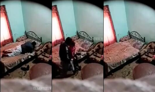 شرموطة من الاسكندرية بتتصور وحبيبها زانقها في اوضته