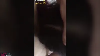 عراقية تتناج بالمال مع زبون خليجي غني وتمص الزب