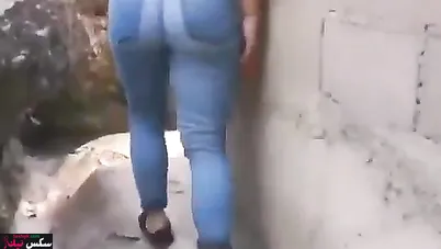 عراقية تحب فشخ كسها تتناك مع جارها بصوت واضح