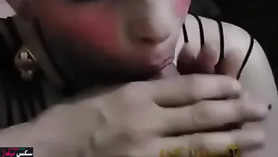 مصرية شرموطة خبيرة في مص الازبار الكبيرة