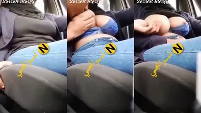 قحبة سعودية تتصور في السيارة ويتلعب في بزازها