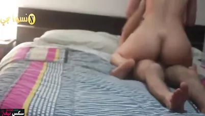 سعودية ممحونة تركب على زب اخوها وتصرخ